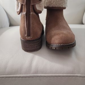 Bjorndal ankle height faux suede boots, fleeced lined.